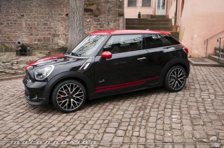 Golf coche del año en Europa, apoteosis en Ginebra y nuevos límites de velocidad. La semana en el retrovisor XLIII