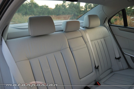 Mercedes-Benz E 220 CDI