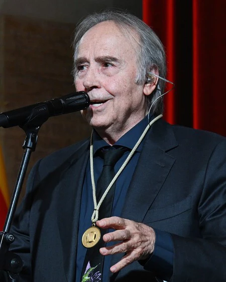 Joan Manuel Serrat 82 Anos Desayuno Un Cafe Solo Negro Y Bien Puesto No Necesito Mas Para Que El Motor Empiece A Rodar