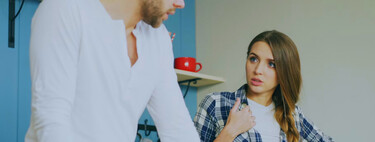 Por que alguns adultos desviam o olhar ao conversar com outras pessoas? A psicologia aponta que não é por timidez 