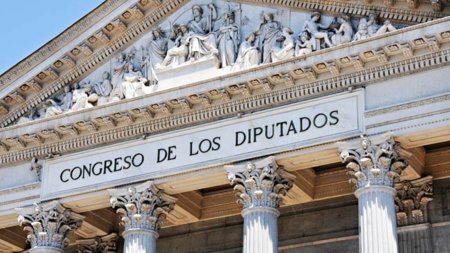 Los diputados han hablado: el iPhone gana por goleada a Blackberry