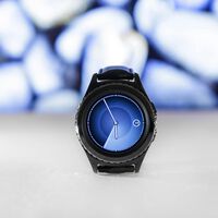 No es uno de los relojes de Garmin, pero este Samsung es completísimo y mucho más asequible de precio