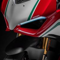 La Ducati Panigale V4 S Speciale con Akrapovic es lo mejor que vas a escuchar en lo que queda de año