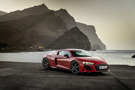 Audi R8 V10 performance RWD