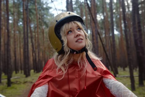 En 8 días vuelve una de las mejores mezclas de comedia negra y thriller. Una serie que funciona como el complemento perfecto de 'Hermanas hasta la muerte'