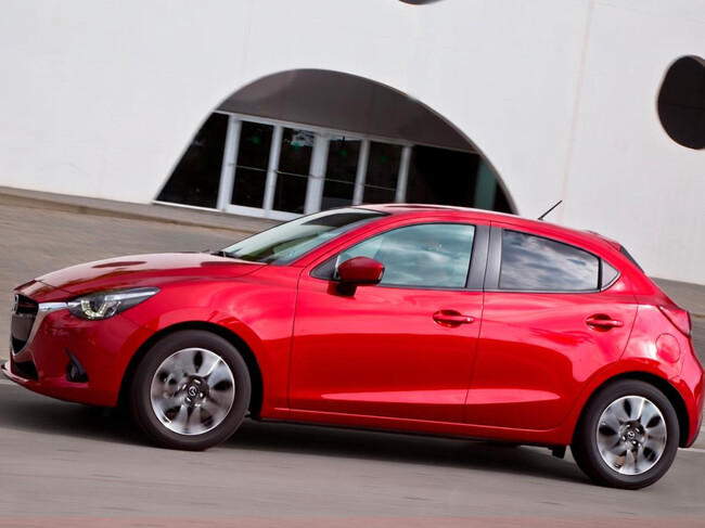 Mazda2 2016 1