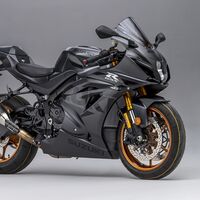 ¡Espectacular! Suzuki GSX-R 1000R Phantom: una siniestra versión especial con escape Yoshimura para los mismos 202 CV