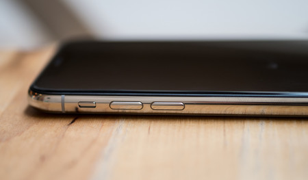 iPhone X