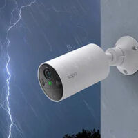 Cuesta menos de 50 euros en el Día sin IVA de MediaMarkt: esta cámara de vigilancia es perfecta para tu hogar