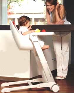 Trona Zuma de Inglesina, muy moderna y además decorativa