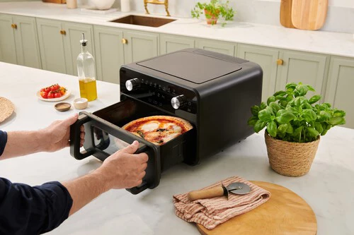 Panasonic Af Nf Bc1000 Lifestyle Image 2025 Unlimited Rights 0110 3 Fin Srgb