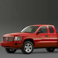 Stellantis dice 'no' al desarrollo de una RAM Dakota para competir contra Tacoma