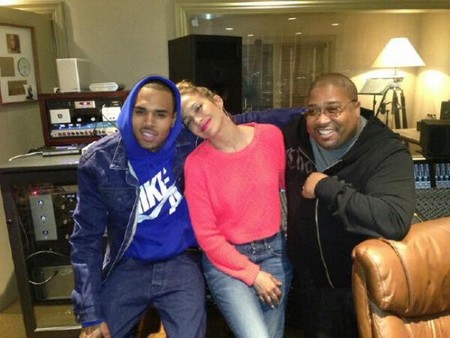 Dios los cría y Jennifer Lopez ficha a Chris Brown para su próximo disco