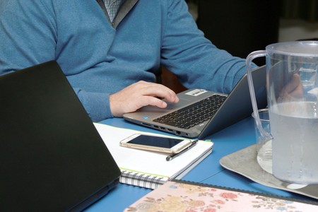 El CNI desaconseja el uso de Zoom para reuniones en las que se maneje información sensible