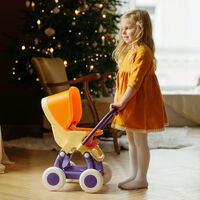 Estas navidades no verás anuncios en los que salgan solo niñas jugando con muñecas o niños con balones
