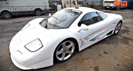 La réplica polaca del McLaren F1 con motor BMW V12