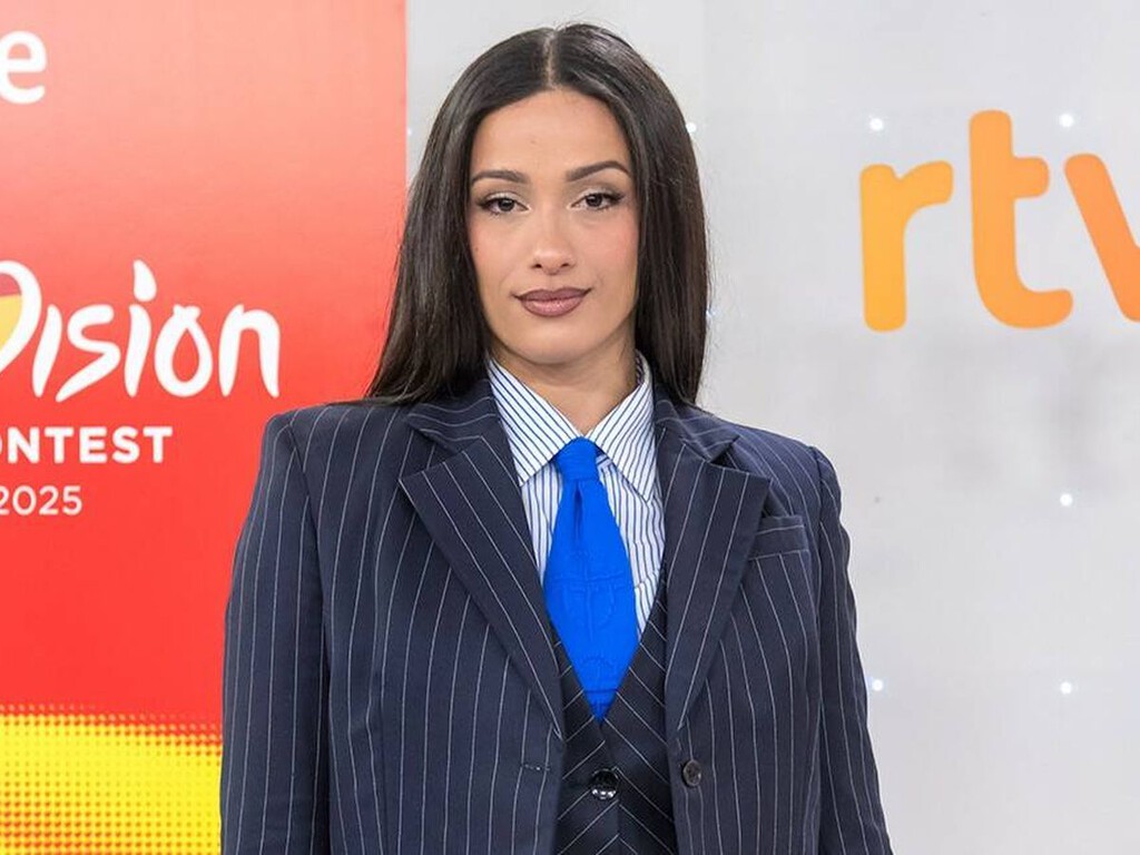 Chanel habla de su bisexualidad y revela cómo fue cantarle a Pedro Almodóvar: "Me miraba con la boca abierta" 