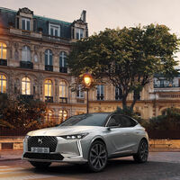 El nuevo DS 4 es el compacto premium francés híbrido enchufable que quiere que te olvides del Audi A3