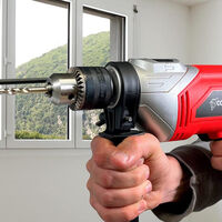 Para los manitas de la casa: este potente taladro percutor atraviese hormigón o ladrillo por menos de 25 euros  