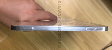 アップル iPad ミニ 6 3