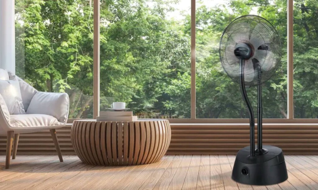 Leroy Merlin ha rebajado este ventilador con nebulizador para que afrontar esta ola de calor sea mucho más barato 