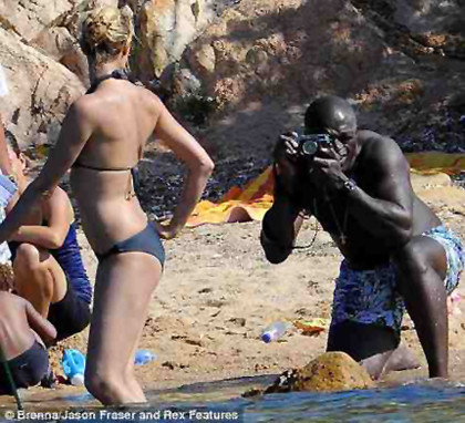 Heidi Klum posa en bikini para Seal