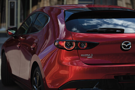 mazda 3 hatchback