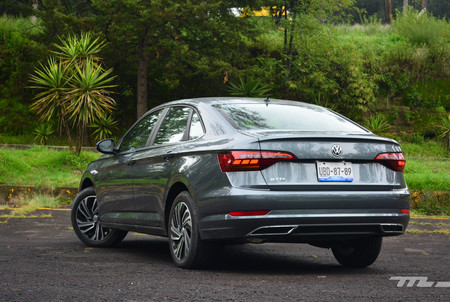 Volkswagen Jetta 2019 3