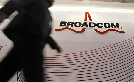 Broadcom no renuncia a hacerse con Qualcomm y elevará su puja a 120.000 millones de dólares, según Reuters