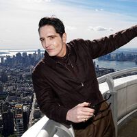 David Dastmalchian, M. Bison en la película de Street Fighter, sobre el formato físico: "Hay algo especial en poder tener algo que sea tuyo" 