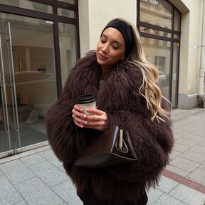 Stradivarius vende las botas de piel con taconcito que arrasan y dicen adiós a las de estilo ecuestre