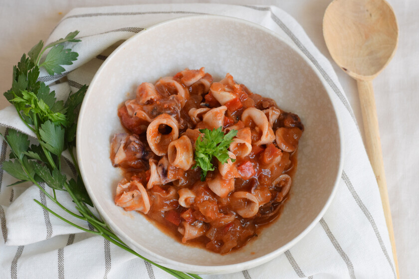 Chipirones En Salsa De Tomate