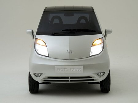El Tata Nano es un instrumento de control de la población en la India