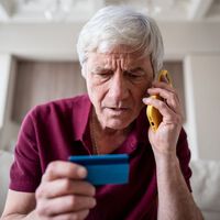 Hacerse pasar por otra persona en internet podría costarte hasta ocho años de prisión en México 