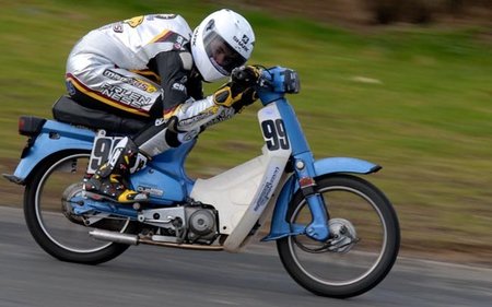 Scott Redding consigue su primera victoria de 2011
