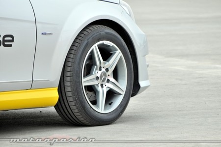 Presentación y prueba Dunlop Sport BluResponse