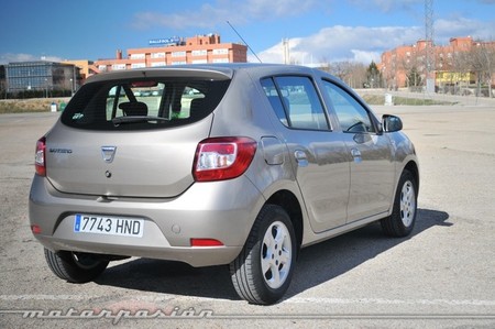 Trasera Dacia Sandero