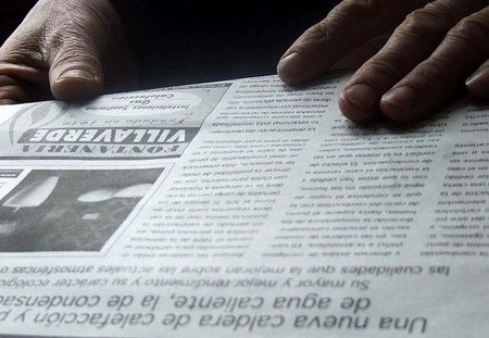 Los parados deberían leer la prensa durante 7 horas al día