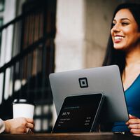 "Quédate lo más cerca posible de los clientes": Un CEO recomienda a la Gen Z pasar de las oficinas para sobrevivir a la IA 