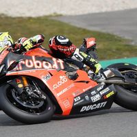 Álvaro Bautista quiere la duodécima victoria en Imola para batir las 11 consecutivas de Jonathan Rea