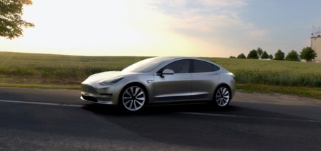 Tesla Model 3 4