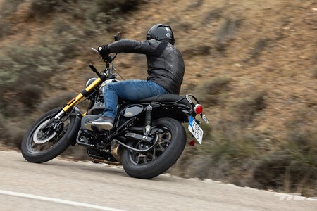 Royal Enfield Bear 650 2025 Prueba 032