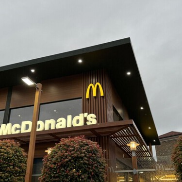 Hamburguesas de madrugada: McDonald's amplía horarios este verano hasta las 4.30 am con maratones de 24 horas los fines de semana 