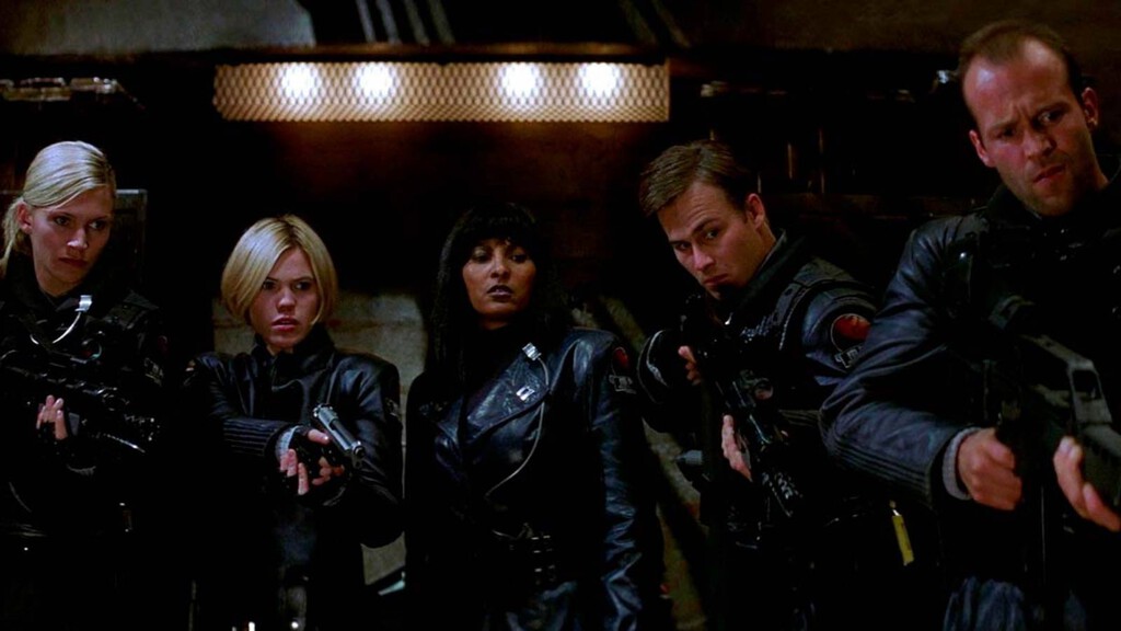 Una de las mejores películas de John Carpenter se inspira en un clásico del western con John Wayne. Toda una mezcla explosiva de terror y ciencia ficción