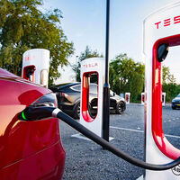 Date prisa si quieres un coche eléctrico chino: Europa aplica hoy los nuevos aranceles, pero las marcas advierten: "Aguantaremos hasta noviembre sin subir precios"