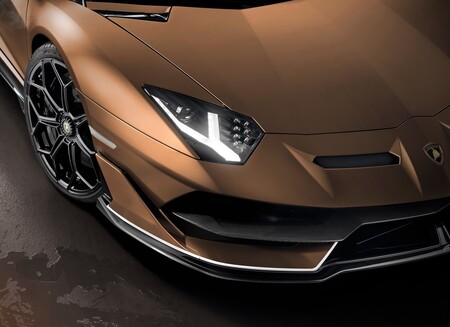 Lamborghini podría presentar en sólo dos días al último Aventador de la familia