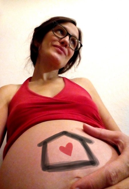 Una mamá lanza un crowdfunding para poder tener un parto normal
