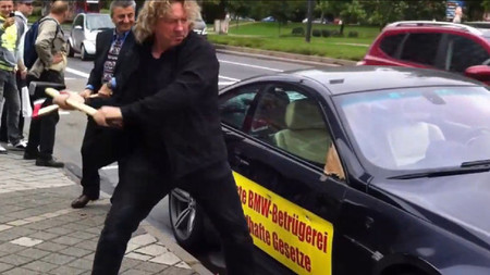 Dolorpasión™ adelantado: ese tipo que destrozó su BMW M6 en el Salón de Frankfurt