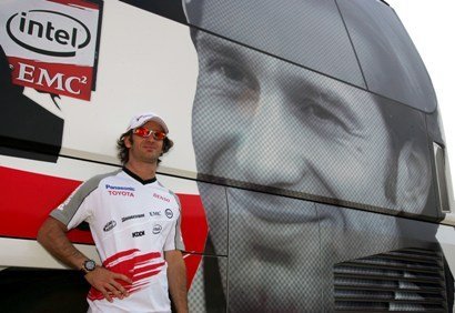Trulli renueva por tres años con Toyota
