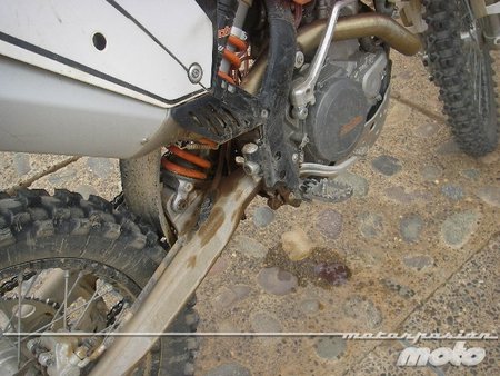 KTM perdida de aceite